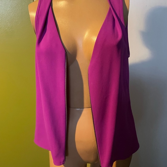 Trina Turk fuschia tank top or vest - Picture 2 of 6